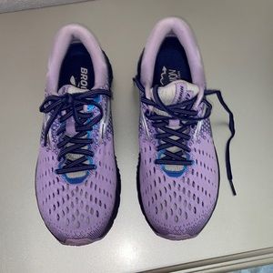 Brooks- running shoes